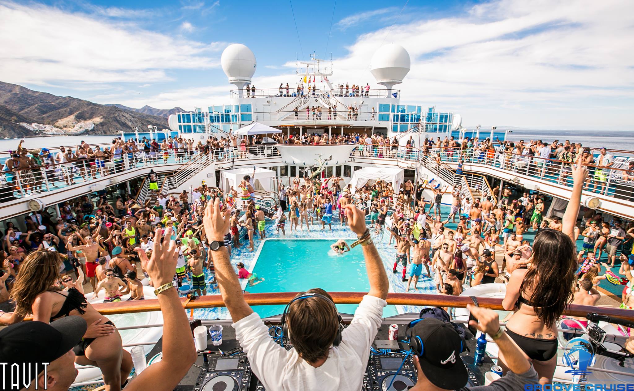 cruise ships with the best nightlife