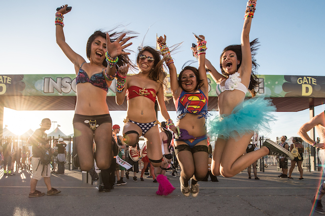 Electric-Daisy-Carnival-Las-Vegas-Day-EDM-Girls