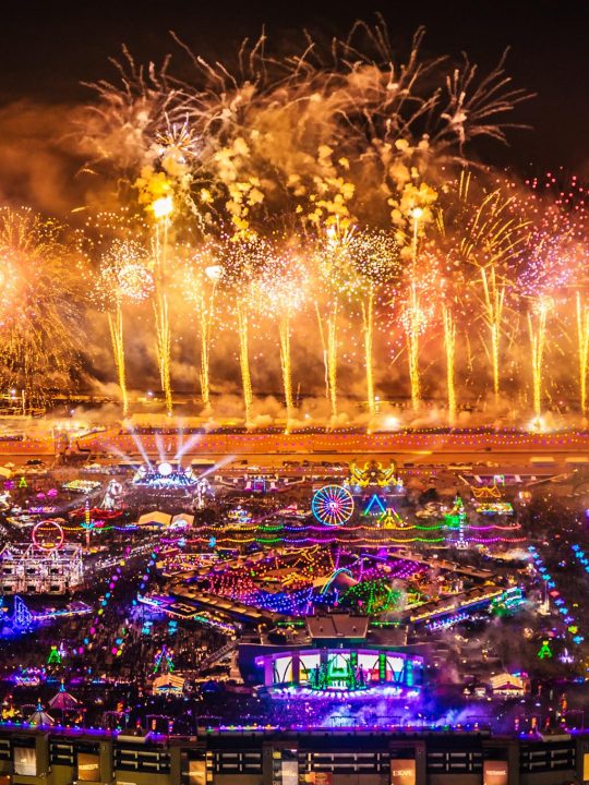 Your Complete Guide To EDC Las Vegas | EDM Maniac