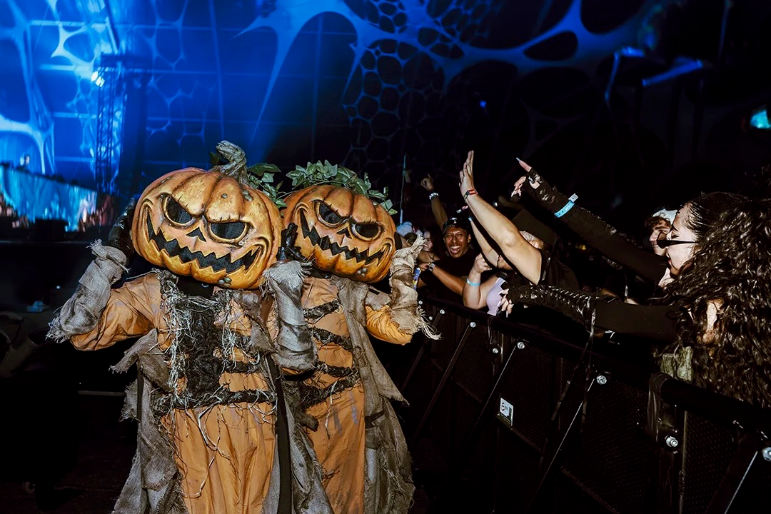 Benny Benassi Escape Halloween